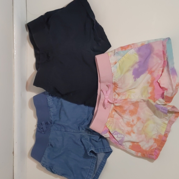 Bundle of shorts - Picture 1 of 10